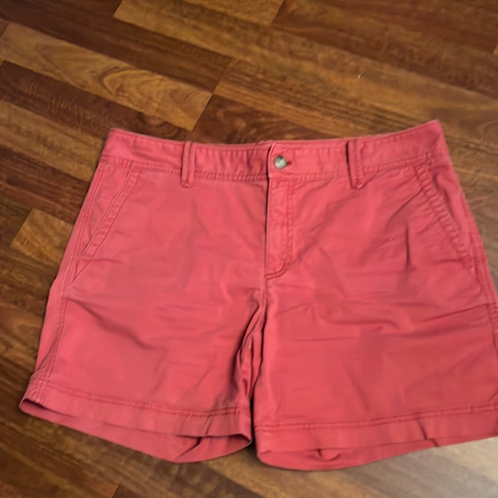 Eddie Bauer Bermuda shorts